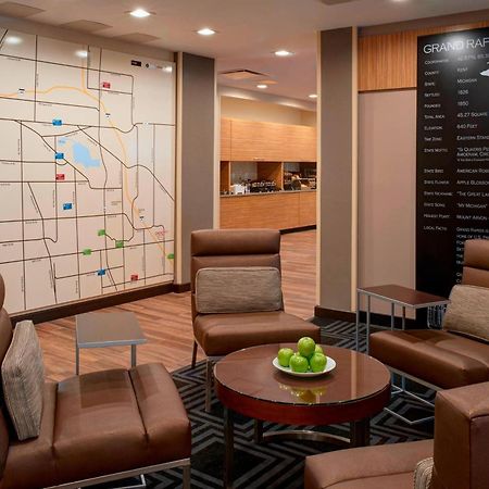 Towneplace Suites By Marriott Grand Rapids Airport Cascade Dış mekan fotoğraf
