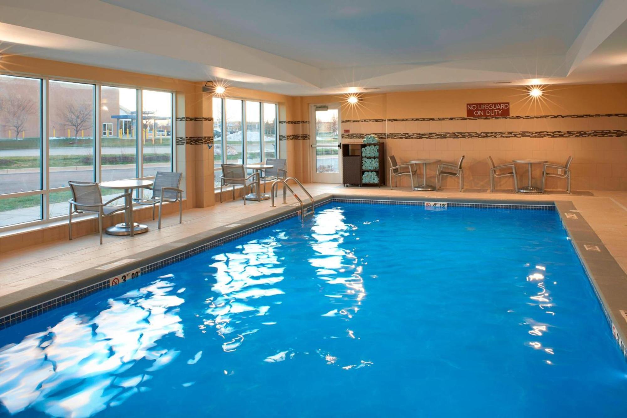Towneplace Suites By Marriott Grand Rapids Airport Cascade Dış mekan fotoğraf