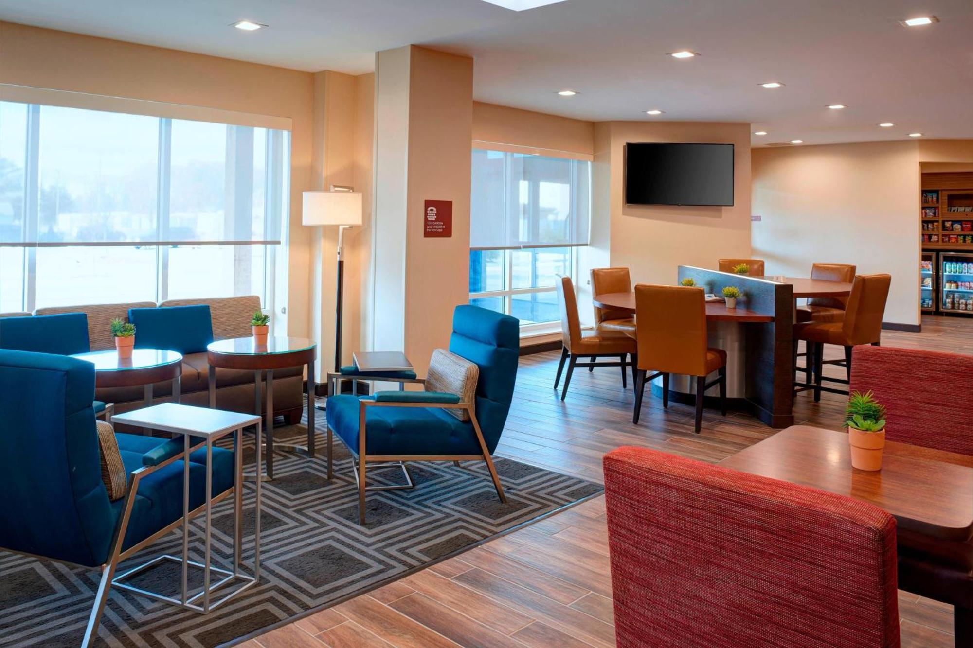 Towneplace Suites By Marriott Grand Rapids Airport Cascade Dış mekan fotoğraf